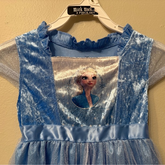 Disney Frozen II Elsa Nightgown | Blue Sparkle Sleep Dress (5T) - Picture 4 of 9
